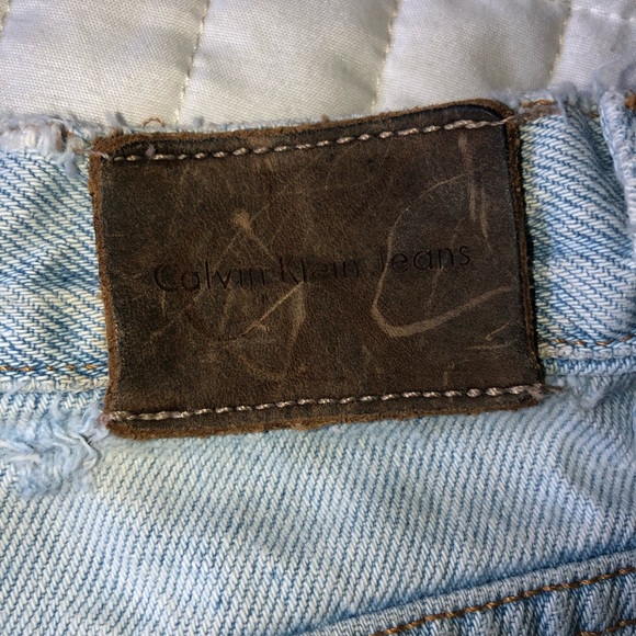 vintage light wash calvin klein shorts - Picture 3 of 3